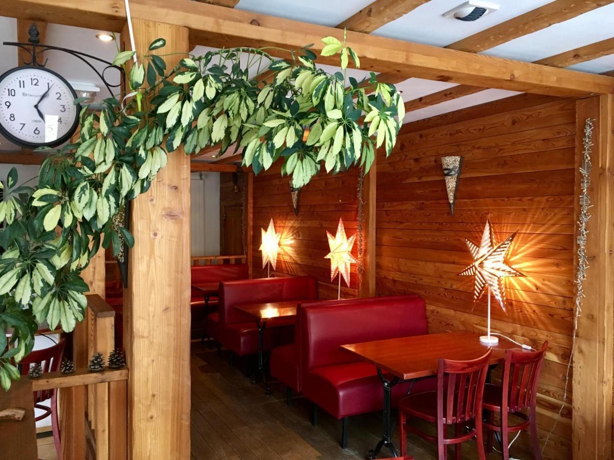 Hotel Restaurant Le Chamois Ancelle Eksteriør bilde