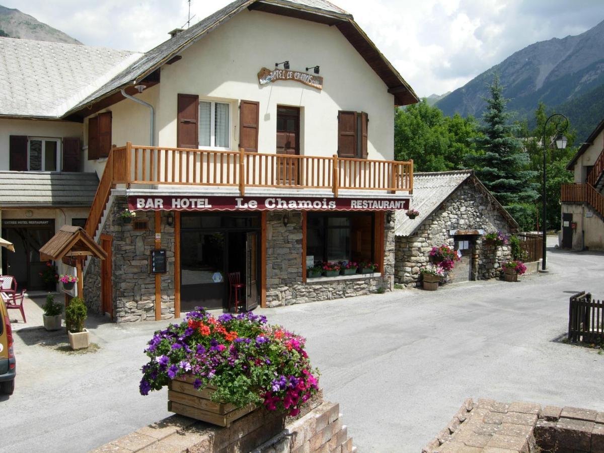 Hotel Restaurant Le Chamois Ancelle Eksteriør bilde