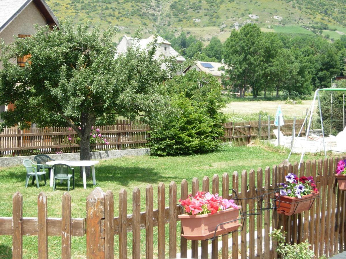 Hotel Restaurant Le Chamois Ancelle Eksteriør bilde